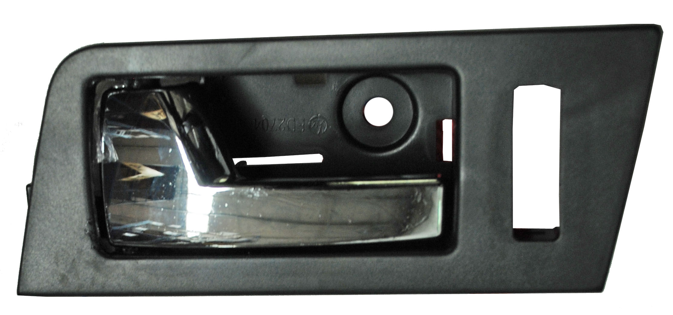 Manija Int Escape 2008-2012/ Focus/ Mariner 2008-2009-2010-2011 Negra/ Cromo Seguro Electrico Delantera Plastico 2220 Izq