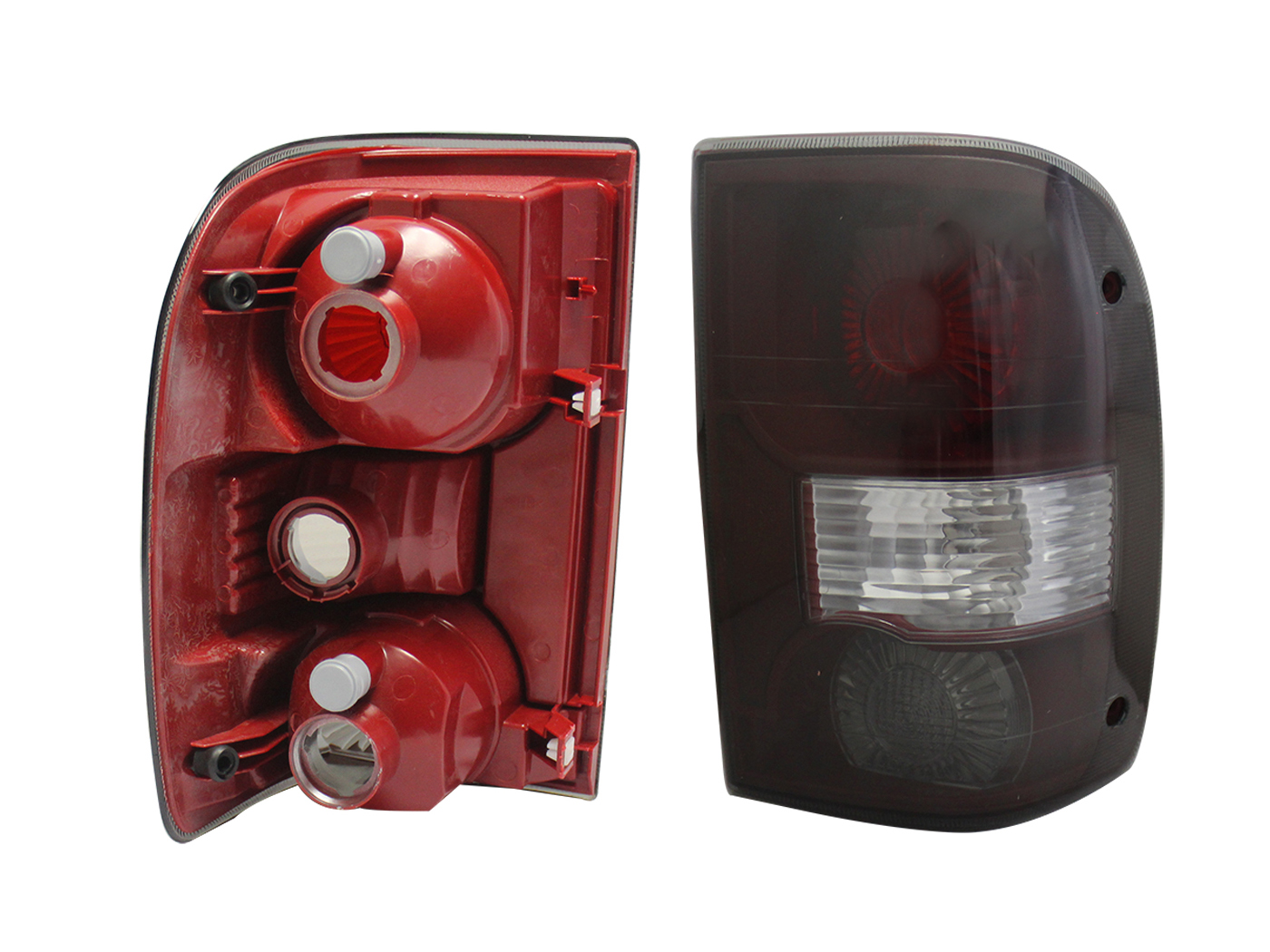 Calavera Der S/Arnes Oscura (Humo/Blanco) Ford Ranger 2005 2009