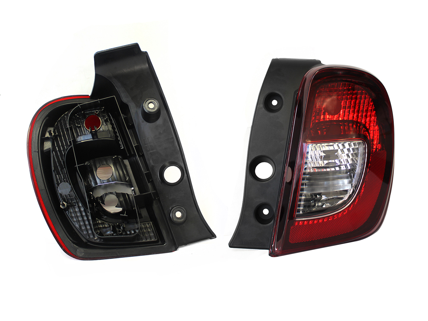 Calavera Der S/Arnes Oscura Rectangulo (Rojo/Blanco) Nissan March Sr 2014 2020