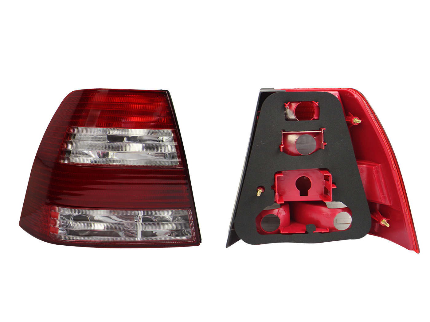 Calavera Izq S/Arnes Doble Blanca (Blanco/Rojo/Blanco) Volkswagen Jetta A4 2004 2007