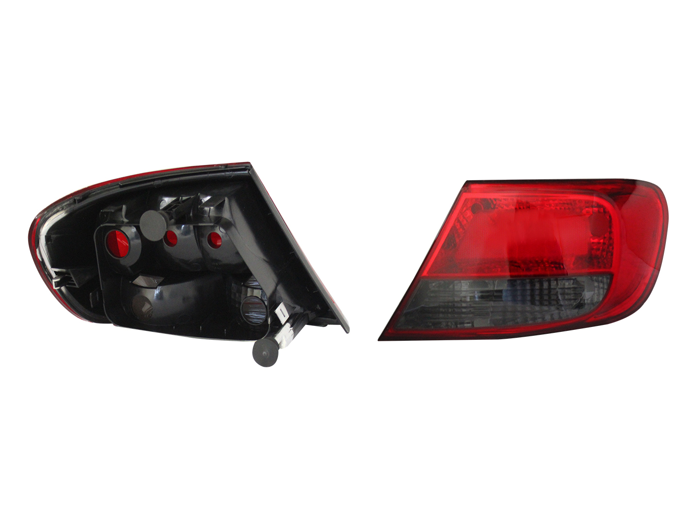 Calavera Der S/Arnes Oscura 5Ptas (Rojo/Humo) Volkswagen Gol H-Back 2008 2012