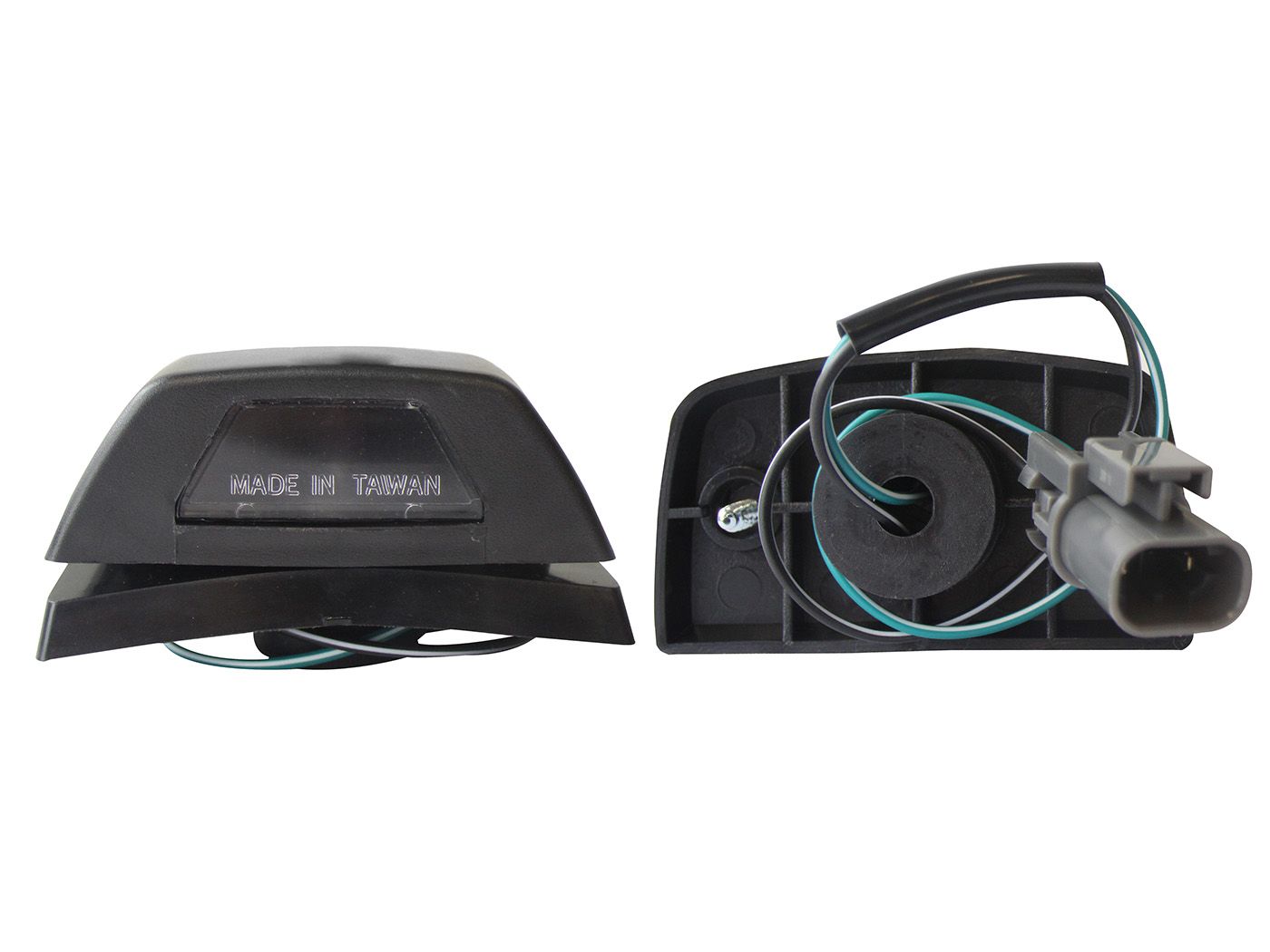 Lampara De Placa Trasera C/Arnes Nissan D-21 1994 2007