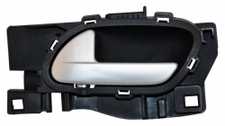 Manija Int Peugeot 208/ 2008 2014-2015/ 3008/ 508 2011-2015 Negra/ Plata Del/ Trasera Izq