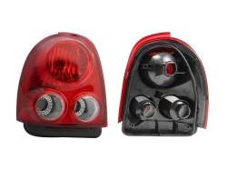 Calavera Izq S/Arnes (Rojo/Blanco/Blanco) Chevrolet Chevy C-2 3Ptas 2004 2008