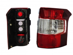 Calavera Der S/Arnes Clara (Rojo/Blanco) Chevrolet Tornado 2012 2020