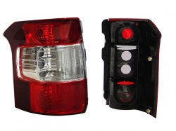 Calavera Izq S/Arnes Clara (Rojo/Blanco) Chevrolet Tornado 2012 2020