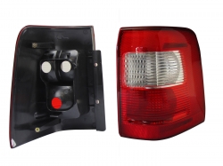Calavera Der S/Arnes Clara (Rojo/Blanco) Ford Ecosport 2004 2007