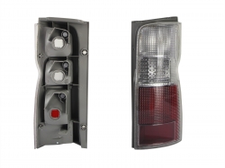 Calavera Der S/Arnes (Blanco/Rojo) Nissan Urvan 2002 2012