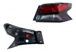 Calavera Der Ext S/Arnes C/Filo Oscuro (Rojo/Blanco/Rojo) Nissan Versa 2020 2024