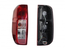 Calavera Izq C/Arnes Clara (Rojo/Blanco/Blanco) Nissan Frontier Pro-4X 2005 2019