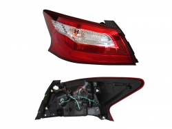 Calavera Izq Ext C/Arnes Clara (Rojo/Blanco) Nissan Altima 2017 2018