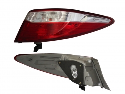 Calavera Der Ext C/Arnes Clara (Rojo/Blanco) Toyota Camry 2015 2017