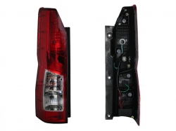 Calavera Izq C/Arnes (Rojo/Blanco/Blanco) Toyota Hiace 2020 2024