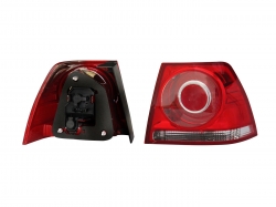 Calavera Der Ext C/Arnes Clara (Rojo/Blanco) Volkswagen Jetta Clasico 2008 2015