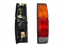 Calavera Der C/Arnes Larga (Ambar/Rojo/Blanco) Nissan D-21 Usa 1986 1997