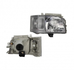 Faro Der F/Cromado C/Cuarto Rayado Toyota Hiace 2005 2010