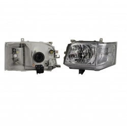 Faro Izq Fondo Cromado Toyota Hiace 2011 2013