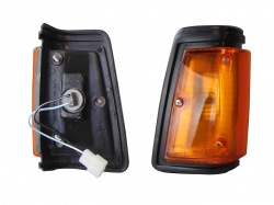 Cuarto Esq Der Negro C/Arnes (Emp/10Pzs) Nissan 720 1981 1991