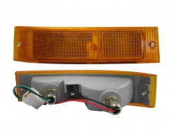 Cuarto Frontal Izq Largo Ambar (Emp/2Pzs) Nissan Ichivan 1988 1994