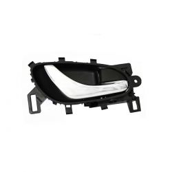 Manija Int Del/Tras Der Negra/Cromo (Sentra B-17 13-20/X-Trail 15-22) Nissan Np-300 Frontier (D-23) 2016 2024