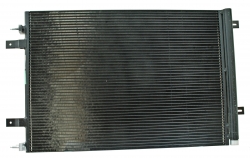 Condensador Ford Super Duty 2011-2016 6.2L V8 Sissoko Cn 892