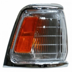 Cuarto Punta Toyota Pu 89-95 Crom Liso 2Wd Tyc Der