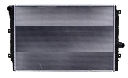 Radiador Jetta 2015 2017 2018 2019/ Beetle  2012-2019 Std L4 2.0L/ 2.5L 2017 5/8X 25 4/7 Aluminio Soldado 892