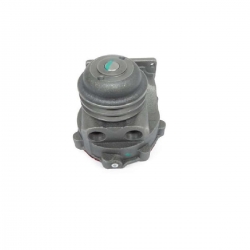 B. Agua Enclosed Cab 2000 2001 2002 2003 5.2