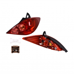 Calavera Derecha Nissan Tiida H-Back 2013 Depo