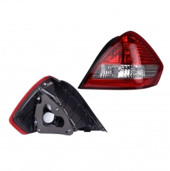 Calavera Derecha Nissan Tiida 4 Puertas 2016 2017 2018 Depo