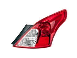 Calavera Derecha Nissan Versa Exterior 2023 2024 Depo