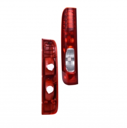 Calavera Izquierda Renault Trafic 2011 2012 2013 2014 Depo