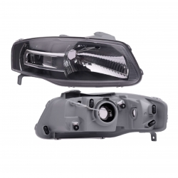 Faro Derecho Volkswagen Pointer F/Negro 2009 Depo