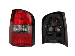 Par De Calaveras Oscuras Pointer Vagoneta 2002-2003 Opt