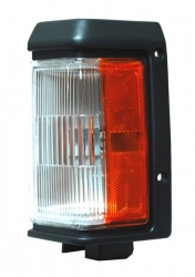 Par De Cuartos Punta Nissan Pu D21 87-89 Pint Bicolor Tyc Der