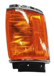 Par De Cuartos Punta Toyota Pu 84-88 2Wd/ 4Runner 84-86 Ambar Crom Tyc Der