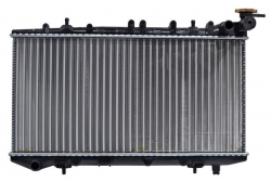 Radiador Tsuru Iii 91-17/ Sentra 14 01-12/ Tsubame 91-17 Std Mecanico 518.06