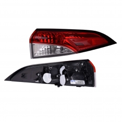 Calavera Derecha Toyota Corolla Se Sedan Exterior 2024 Depo