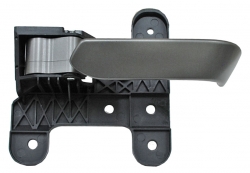 Manija Int Armada/ Titan 2004-2015 Gris Del/ Trasera Plastico Der