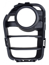 Parrilla Urvan 2018 2019 2020 2021 2011 P/Faro Niebla Negra Izquierda