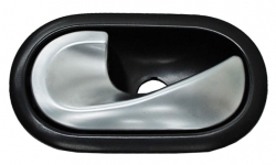 Manija Int Euro Clio 2007-2008-2009/ Sandero/ Stepway 2010-2014 Negra/ Cromo Del/ Trasera Plastico Izq