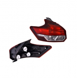 Par Calaveras Ext Nissan Kicks  2017 2018 2019 2020 Depo