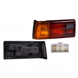 Par Calaveras  Nissan Tsuru I  1984 Depo