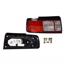 Par Calaveras  Nissan Tsuru Iii Filo Negro U.T.P 2001 Depo