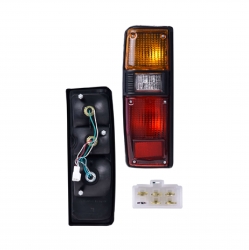 Par Calaveras  Toyota Pickup Filo Negro U.T.P 1979 1980 Depo