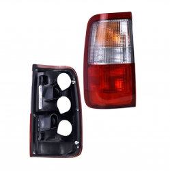 Par Calaveras  Toyota T100 Blanco/Roja 1993 1994 1995 Depo