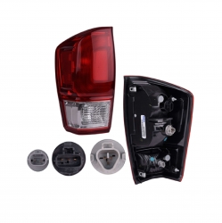 Par Calaveras  Toyota Tacoma Roja Clara 2016 2017 2018 Depo