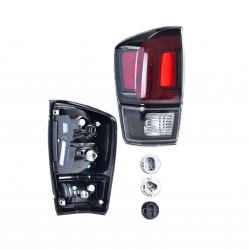 Par Calaveras  Toyota Tacoma Bisel Negro/Rojo 2016 2017 Depo